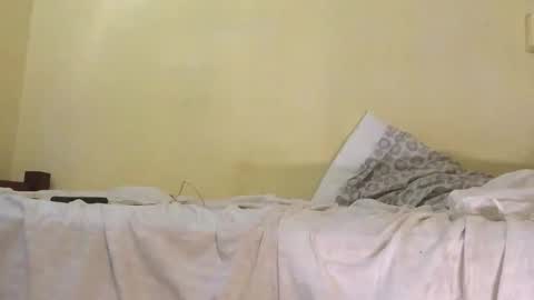Selavi2002s online show from 05-12-26, 08:28