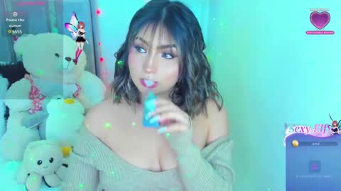 Selena online show from 01-18-25, 02:36