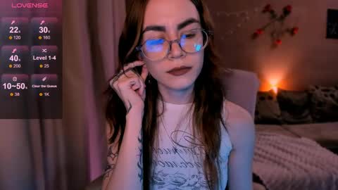 Snapshot of selectrra chatting on 05-17-26, 02:13 selectrra online show from 05-17-26, 02:13