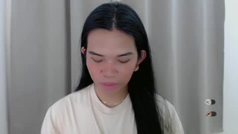 Selena online show from 01-12-25, 02:56