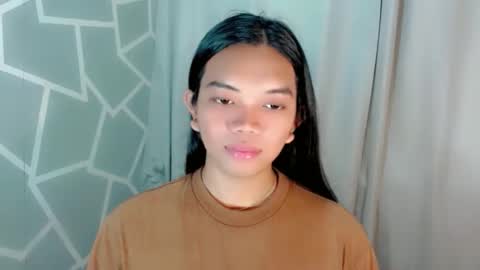 Selena online show from 03-22-26, 11:08