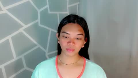 Selena online show from 05-05-26, 10:51