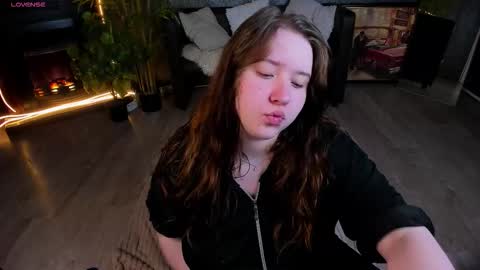 Snapshot of selena_muse_ chatting on 03-24-26, 05:34 Selena online show from 03-24-26, 05:34