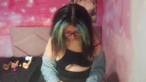 Selena Priscilla Blair Montenegro online show from 01-16-25, 05:32