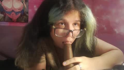 Selena Priscilla Blair Montenegro online show from 03-06-25, 06:52