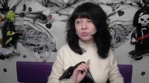 SelenaFly online show from 10-31-25, 06:14