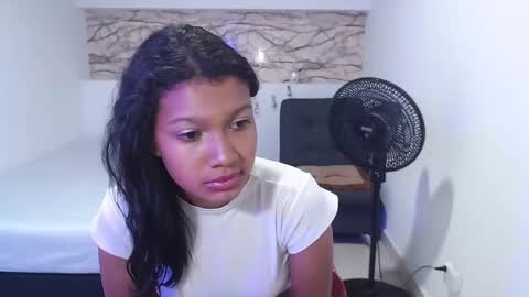 Snapshot of selenafox6 chatting on 12-12-24, 07:52 selenafox6 online show from 12-12-24, 07:52