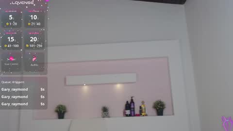 Snapshot of selenafox6 chatting on 01-31-25, 05:09 selenafox6 online show from 01-31-25, 05:09