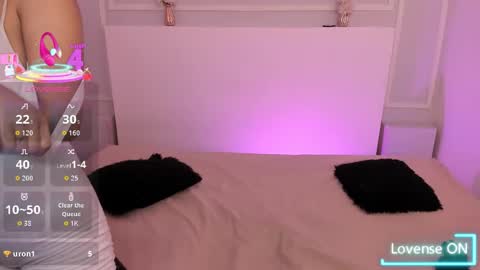 selenafox7 online show from 09-11-25, 12:27