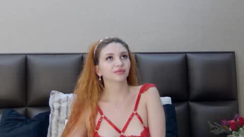 SelenaHanson online show from 05-08-26, 11:37