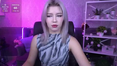 selenairis online show from 10-12-25, 07:29