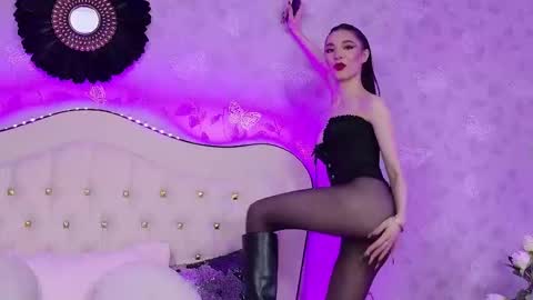 Snapshot of selenajoy_ chatting on 01-09-26, 10:40 selenajoy_ online show from 01-09-26, 10:40