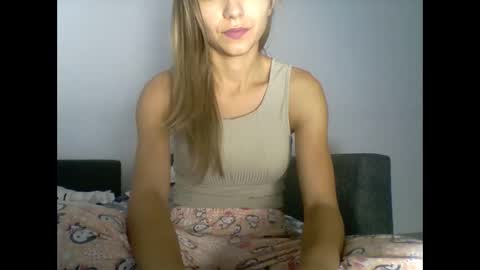 selenalexi1 online show from 09-28-25, 04:23