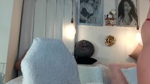 Snapshot of selenarossi chatting on 07-20-26, 10:39 SelenaRossi online show from 07-20-26, 10:39