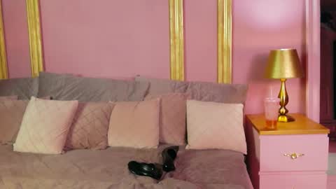 Snapshot of selenasims chatting on 10-27-25, 11:52 SelenaSin online show from 10-27-25, 11:52