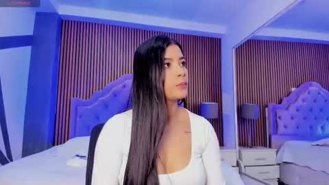 selenastonne online show from 09-14-25, 07:57