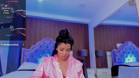 selenastonne online show from 10-01-25, 08:26