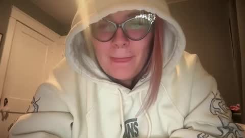 Snapshot of selene774455 chatting on 02-13-26, 07:37 selene774455 online show from 02-13-26, 07:37