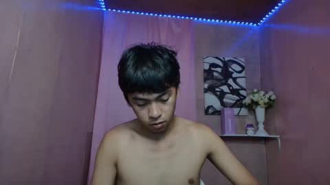 Snapshot of selene_0417 chatting on 10-19-25, 04:13 Aprilane online show from 10-19-25, 04:13