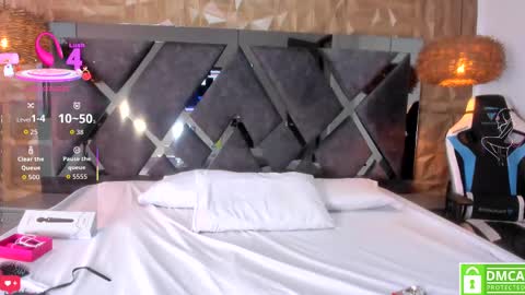 selene__lopez_ online show from 09-28-25, 07:41