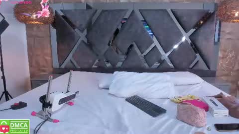 selene__lopez_ online show from 06-16-26, 07:27
