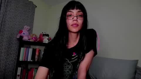 Snapshot of selene_hebe chatting on 04-29-26, 09:10 selene_hebe online show from 04-29-26, 09:10