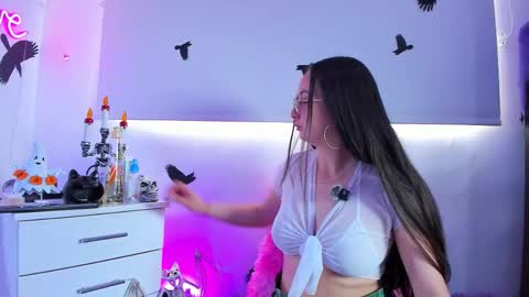 Snapshot of selene_swee chatting on 10-11-25, 05:55 selene_swee online show from 10-11-25, 05:55