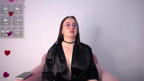 selene_swee online show from 04-09-26, 08:03