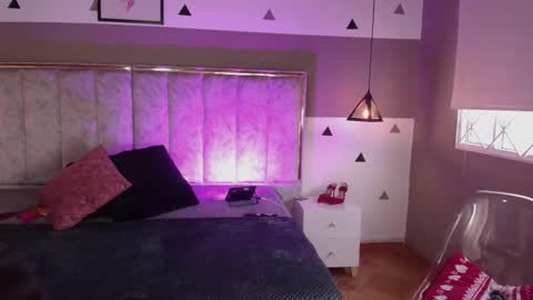 Selene online show from 10-13-25, 11:54