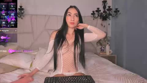 Snapshot of selenee__ chatting on 03-08-25, 03:35 Selenee online show from 03-08-25, 03:35