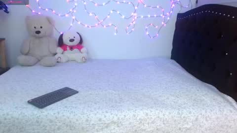 Selene G  online show from 03-31-26, 03:08