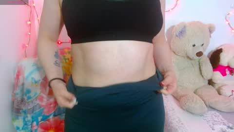 Snapshot of seleneg chatting on 04-30-26, 05:36 Selene G online show from 04-30-26, 05:36