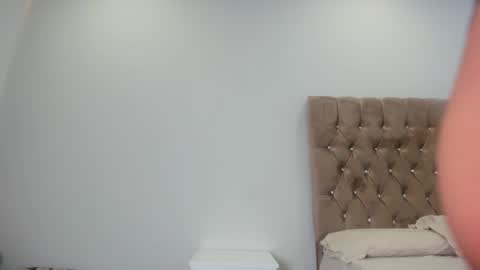 Selene online show from 10-02-25, 01:18