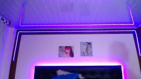 Selene online show from 06-18-26, 10:36