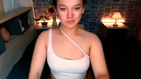 Snapshot of selenesantiago chatting on 12-15-24, 06:26 joan online show from 12-15-24, 06:26