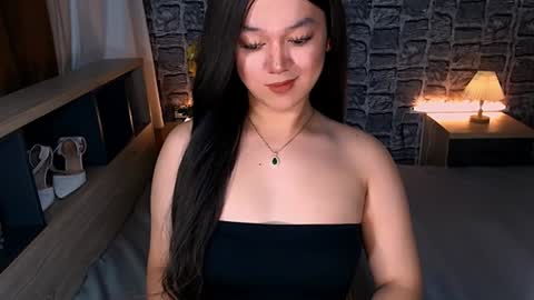 Snapshot of selenesantiago chatting on 01-26-25, 09:51 joan online show from 01-26-25, 09:51