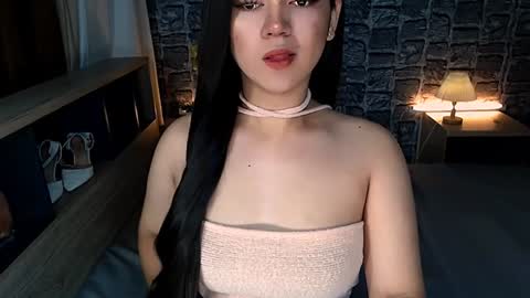 Snapshot of selenesantiago chatting on 01-27-25, 07:13 joan online show from 01-27-25, 07:13