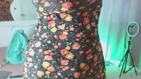 Selenna1 online show from 01-14-25, 02:32