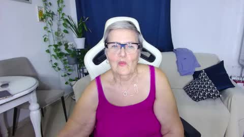 Selenna online show from 02-13-26, 06:37