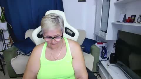 Selenna online show from 05-05-26, 06:16