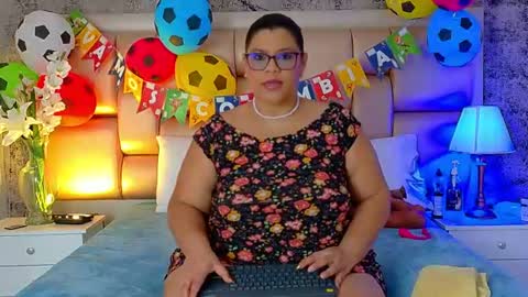 Selenna Cooper online show from 06-18-26, 11:58