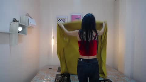 Snapshot of seleny_fitness chatting on 12-05-24, 01:06 Mayte online show from 12-05-24, 01:06