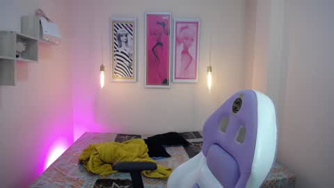 Snapshot of seleny_fitness chatting on 12-07-24, 11:29 Mayte online show from 12-07-24, 11:29