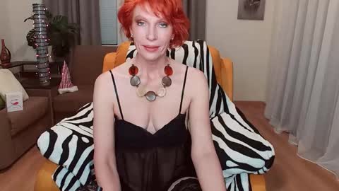 Selesta online show from 12-21-25, 01:29