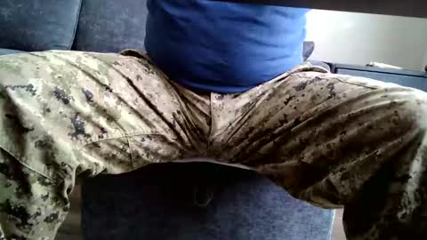 Snapshot of selfpound chatting on 01-06-26, 07:06 selfpound online show from 01-06-26, 07:06