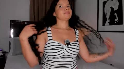 S e l e n a h online show from 02-25-26, 11:31