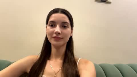 Snapshot of selinabonnet chatting on 10-19-25, 07:53 Sofia online show from 10-19-25, 07:53