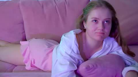 SelinSwarovski online show from 10-12-25, 09:08