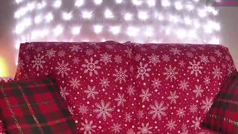 Snapshot of sellapink chatting on 12-21-24, 01:42 My name is Sella and im Bisexual online show from 12-21-24, 01:42