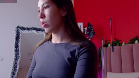 Snapshot of sellashine chatting on 12-11-24, 01:58 Nicole online show from 12-11-24, 01:58